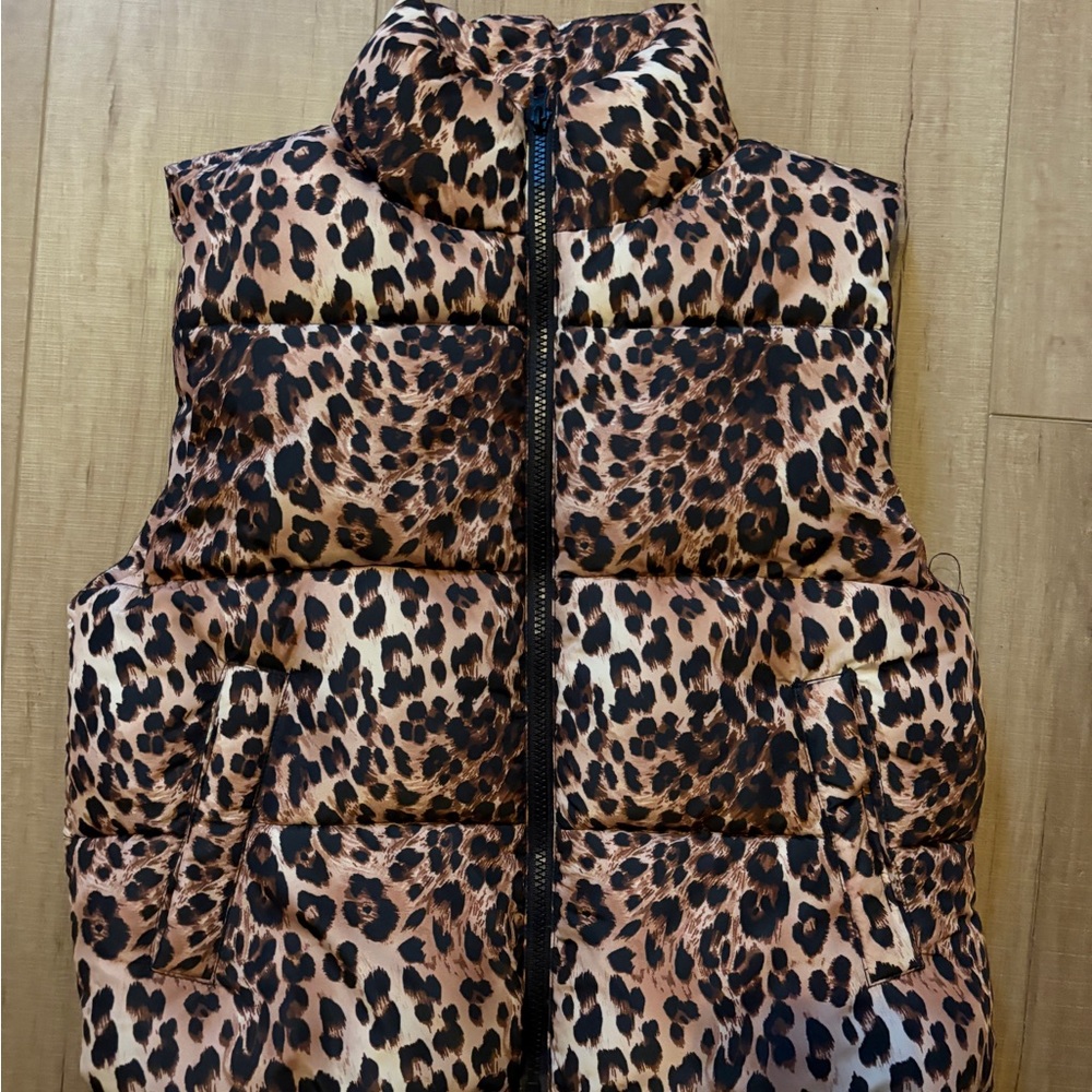 madden girl Leopard Print Puffer Vest